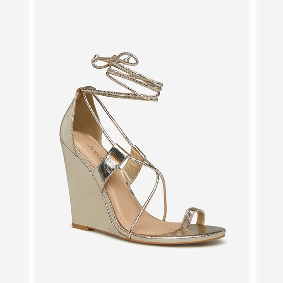 Lakyta Lace Up Wedge - Picture 6 of 10